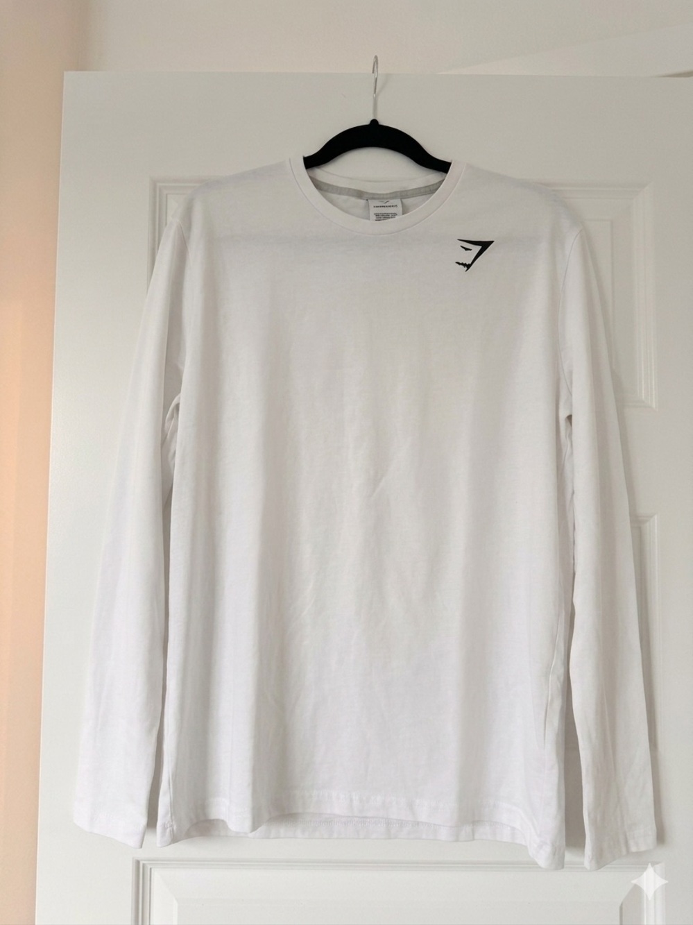 Gymshark Men's Crest Long Sleeve T-Shirt - White - Size M - NWOT